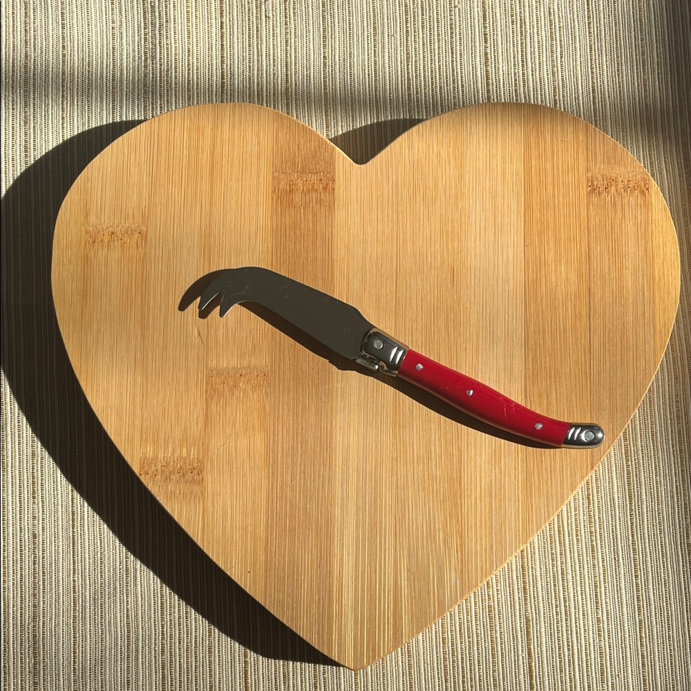 Heart-Shaped Bamboo Cheese Board with Red Knife
